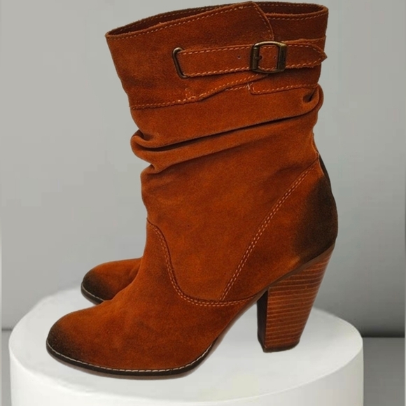 Zodiac Pandell distressed Brown suede boots 7.5 - Picture 1 of 11